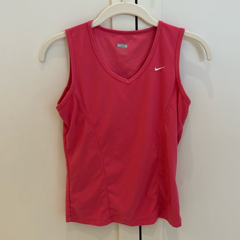 Barbie Pink Nike Fit Dry Women's Small Tank Top Vneck Athletic tennis barre